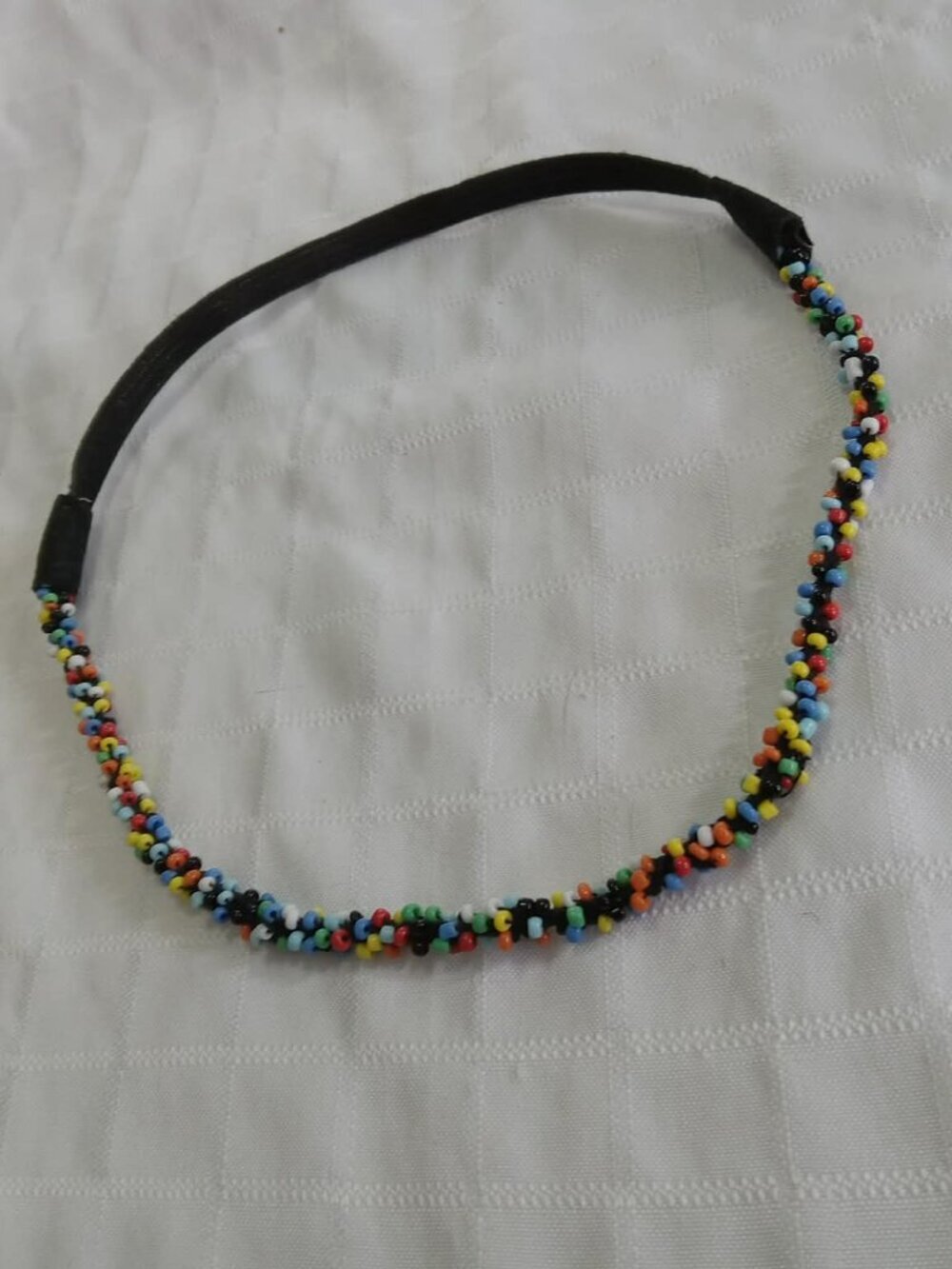 Colored beaded vintage headband approx. 22 inches circ. extensible